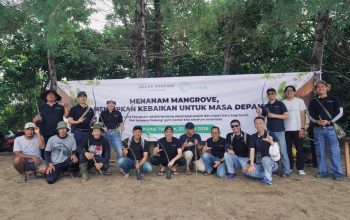 Grand Mercure Malang Tanam Mangrove di Pantai Tamban Peringati Hari Bumi 2026