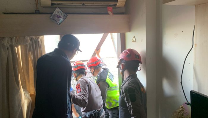 Wanita di Sleman Selamat Usai Jatuh dari Lantai 2 Kos