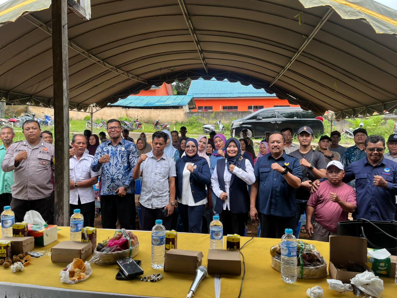 yatini dprd tanah laut reses di desa gunung mas pelaihari serap aspirasi warga pertanian kesenian musala