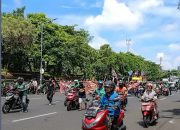 Ribuan Ojol Kepung Surabaya, Tuntut Tarif Adil dan Hapus Program Aplikator