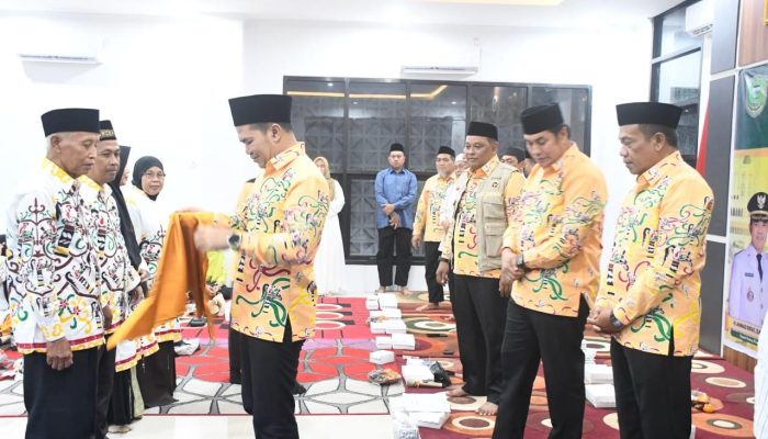 Bupati Pulang Pisau Lepas 30 Jemaah Haji 2026, Berangkat dalam Dua Kloter