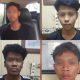 Empat pelaku pengeroyokan pelajar di Amuntai Utara yang berhasil ditangkap polisi bersama barang bukti dalam kasus penusukan.