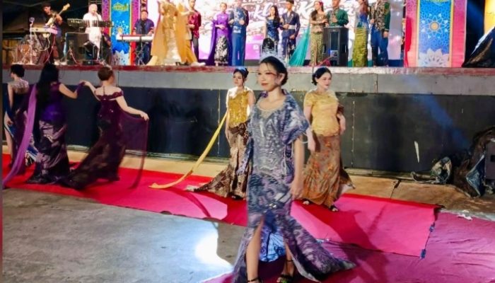 SMKN 1 Kotabaru Gelar Fashion Show UKK, Angkat Tema Sparkling Kebaya
