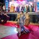 Fashion show siswa SMKN 1 Kotabaru menampilkan kebaya modern di Siring Laut Kotabaru