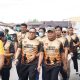 Pangdam XXII Tambun Bungai berjalan bersama TNI dan wartawan saat kegiatan olahraga bersama di Banjarmasin.
