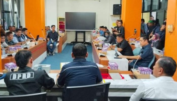Antrean BBM di Kotabaru Ganggu Speedboat, DPRD Panggil Pertamina