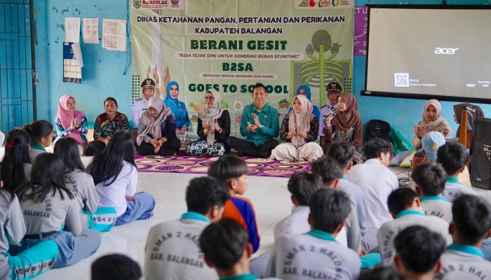 DKP3 Balangan Edukasi Siswa SMA Halong soal Pola Makan Sehat dan Stunting
