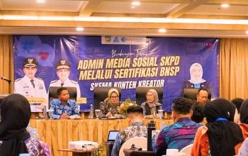 Pengelola media sosial SKPD di Tanah Laut mengikuti sertifikasi kompetensi BNSP yang digelar Diskominfostasan Tala.