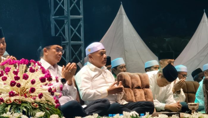 Muhammad Rusli Hadiri Tabligh Akbar dan Haul H Andi Arsyad di Tanah Bumbu
