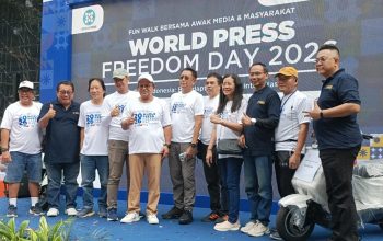 Ketua Umum SMSI Firdaus dan jajaran menghadiri peringatan World Press Freedom Day 2026 yang diselenggarakan Dewan Pers di Jakarta.