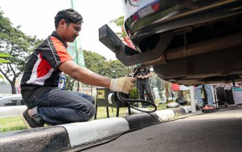Layanan uji emisi gratis Pertamina Patra Niaga di SPBU Jabodetabek untuk mendorong penggunaan BBM yang lebih efisien dan ramah lingkungan.