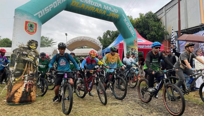 Ratusan Goweser Ramaikan MTB Fun Enduro Dispora Kalsel di Banjarbaru