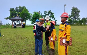 Puluhan peserta pelatihan kerja mengikuti pembukaan program di ruang pelatihan PT Laskar Coal Mandiri.
