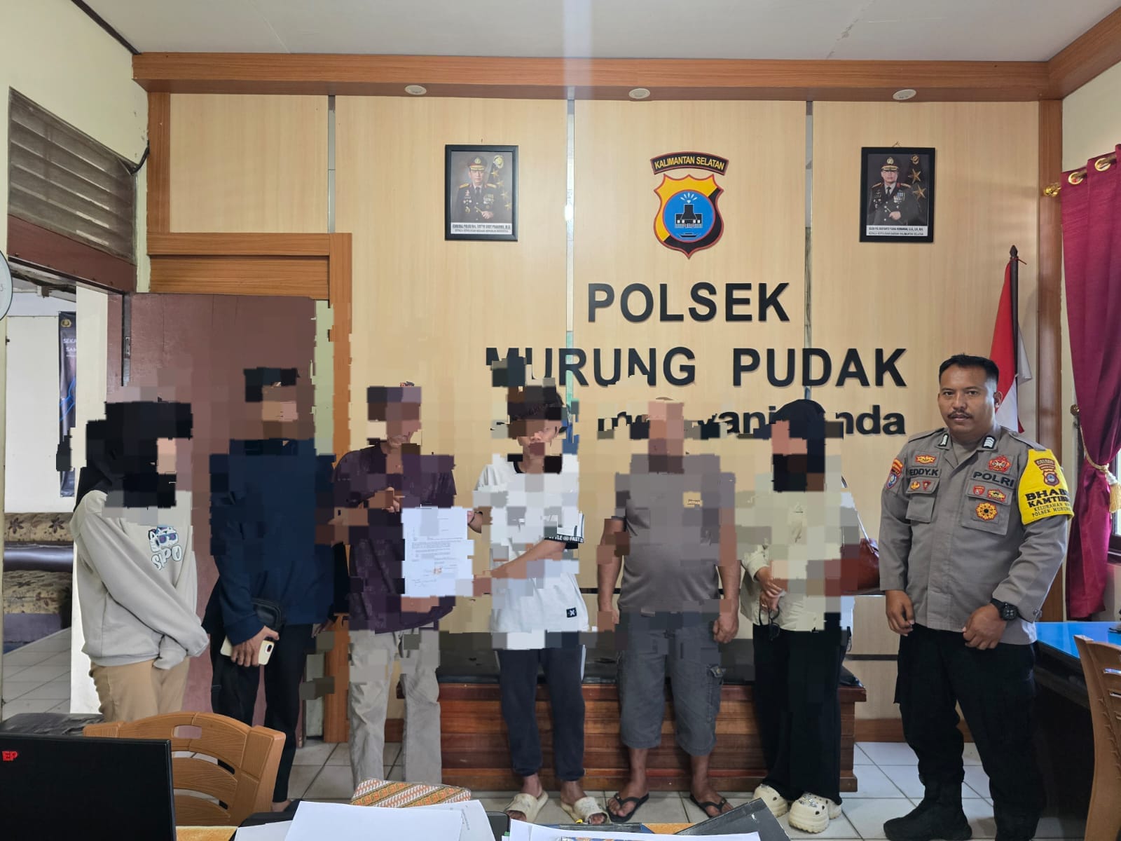 Kapolsek Murung Pudak memediasi korban dan pelaku pencurian pisang yang tinggalkan motor di kebun.