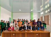 Gus Faishal berbicara di hadapan pengelola ITSNU Kalimantan dalam kunjungan evaluasi dan beasiswa Baznas.