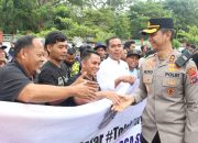 Sopir Truk Tabalong Demo Tuntut Solar Subsidi