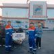 Sapi kurban dari Patra Logistik diserahkan kepada perwakilan masyarakat.