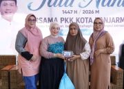 Ketua TP PKK Banjarmasin Salurkan Daging Kurban ke Keluarga Anak Stunting