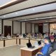 Suasana rapat penelitian Puslitbang Polri bersama Polres Tanah Bumbu dan peserta eksternal di ruang pertemuan.