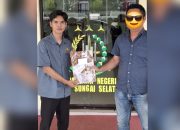 Kuasa hukum menyerahkan berkas perkara kasus pembunuhan Loksado di Pengadilan Negeri Kandangan