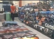 Rupiah Melemah, Harga Sandang hingga Biaya Umrah di Majalengka Naik