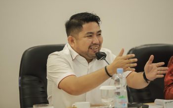 anggota dprd kalsel syaripuddin bang dhin bahas pendidikan hardiknas 2026