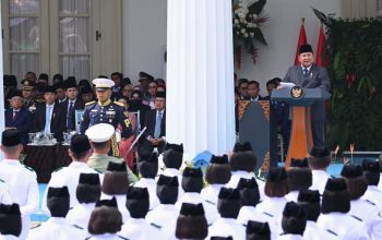 Presiden Prabowo berpidato di podium Gedung Pancasila.