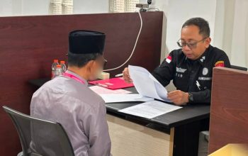 Pemeriksaan tersangka AB kasus korupsi server SD di Kejari Banjarmasin