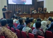 Suasana rapat paripurna DPRD Tanah Bumbu bahas Raperda Perizinan Berbasis Risiko