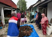 Warga Dumai panen ikan nila hasil program bioflok Pertamina