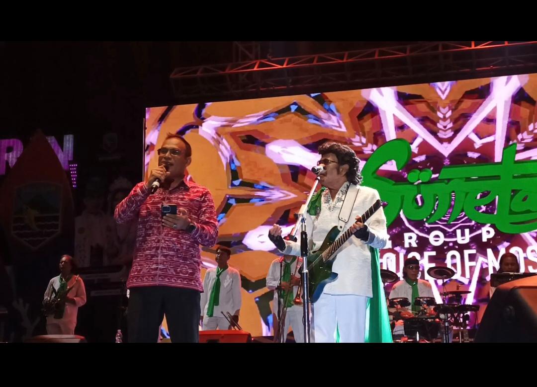 Rhoma Irama di Expo Saijaan Kotabaru