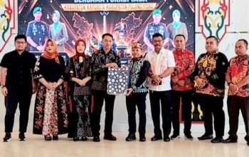 Foto bersama DPRD Kapuas dan Forkopimda usai kenal pamit Dandim 1011 KLK.