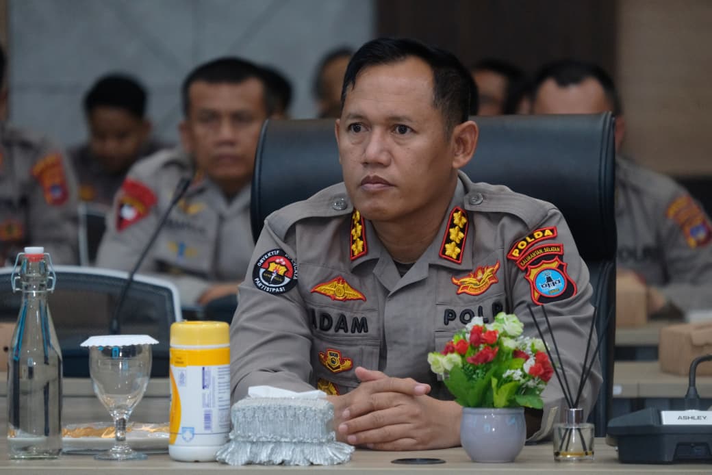 Serah terima jabatan Kabid Humas Polda Kalsel.