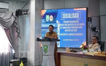 Bupati Balangan berpidato soal program pascasarjana.