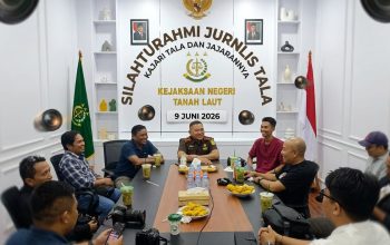 Kajari Tanah Laut Ajak Insan Pers Ngopi Bareng, Ingatkan Bahaya Hoaks