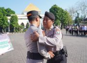 Kapolres Pasuruan Berangkatkan Anggotanya Umrah