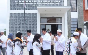 Bupati Pulang Pisau sambut jemaah haji.