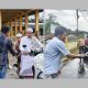 YBM BRILiaN dan BAPEKIS BRI Kuala Kapuas Bagikan Nasi Box di Lingkungan Mesjid Nurul Hidayah