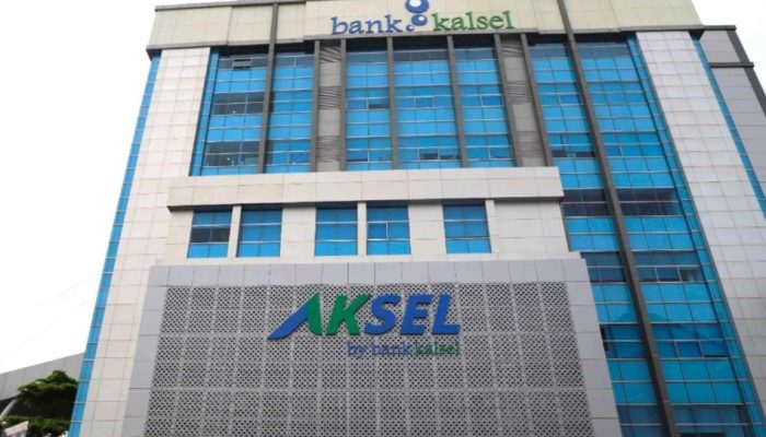 4 Kali Bintang 5, Bank Kalsel Raih Golden Trophy TOP BUMD Awards