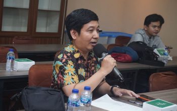 Dr Saiful Anam pengamat politik.