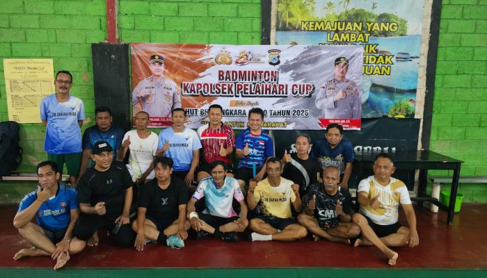 Sambut Bhayangkara ke-80, Polsek Pelaihari Gelar Turnamen Bulutangkis