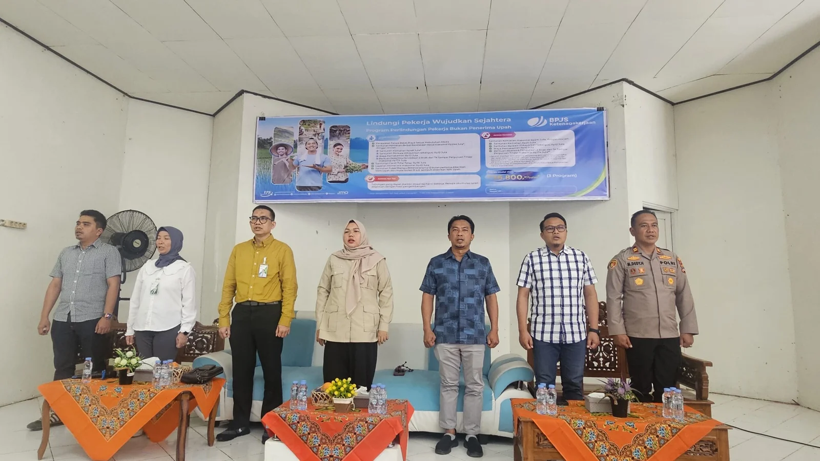 Suasana sosialisasi BPJS Ketenagakerjaan di Tanah Bumbu.