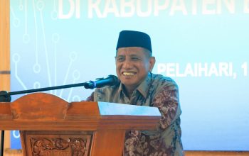 Wabup Tanah Laut sampaikan pidato pelepasan kafilah MTQ.