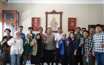 Polda DIY Salurkan Living Cost ke 306 Mahasiswa Sumatera