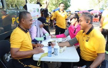 Kapolres Tanah Laut tinjau UMKM di Car Free Day.
