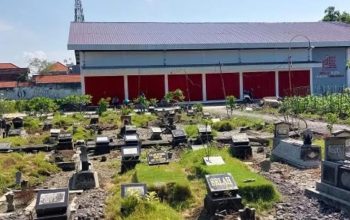 Koperasi Merah Putih Dibangun di Depan Makam, Warga Malah Senang