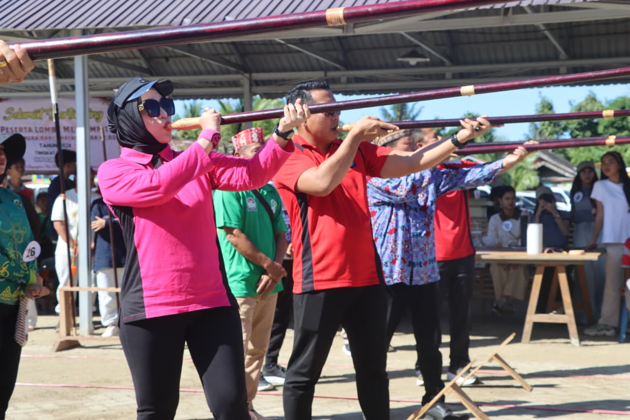 Kapolres Balangan buka lomba sumpit.
