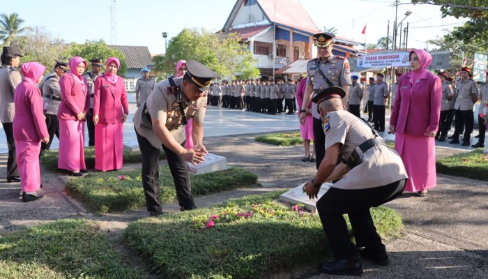 Jelang Bhayangkara ke-80, Polres Batola Ziarah ke TMP Marabahan