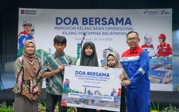 Doa bersama Pertamina di Kilang Balikpapan.