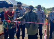 Pemotongan pita Jembatan Merah Putih Batola.
